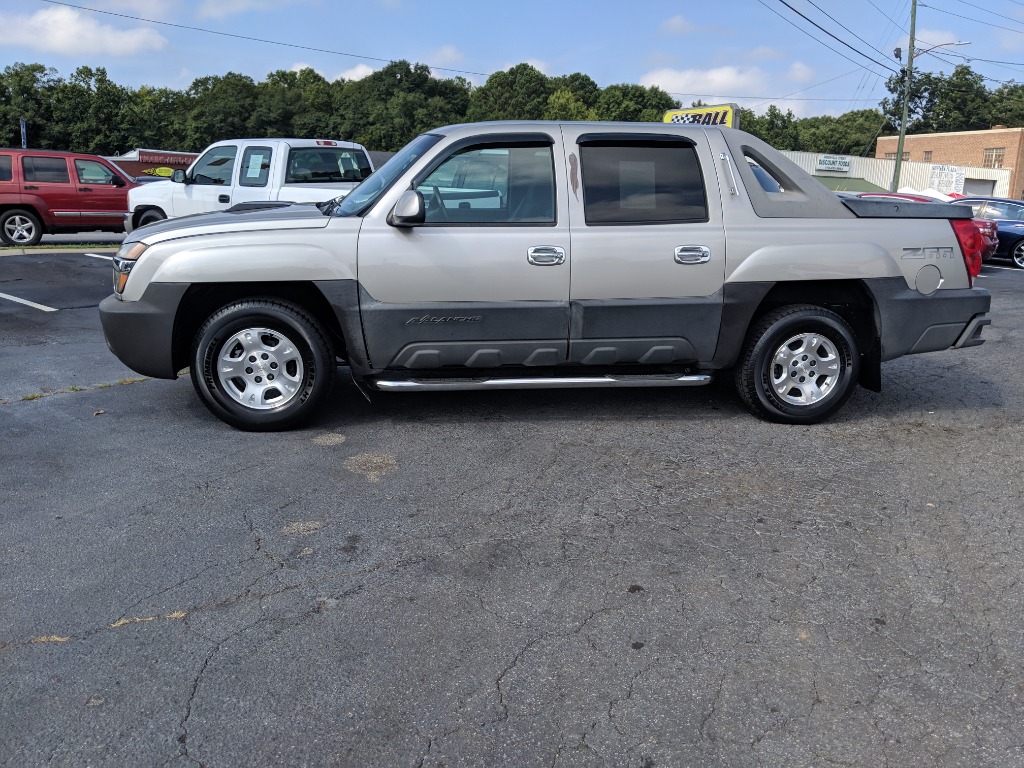 Ball Auto Sales 2004 Chevrolet Avalanche Newnan Ga